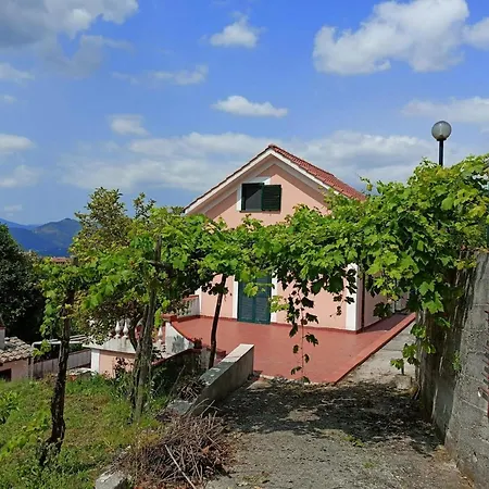 Vicinus - 120 Mq - Parking - Garden Villa *